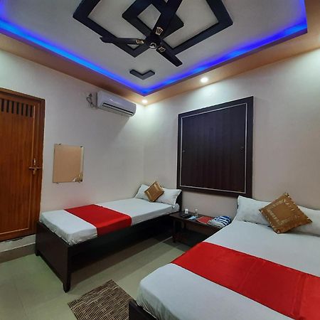 גאיה Hotel Shakuntla Palace - 400 Meters Away From Vishnu Pad Temple 7 Mins Walk מראה חיצוני תמונה