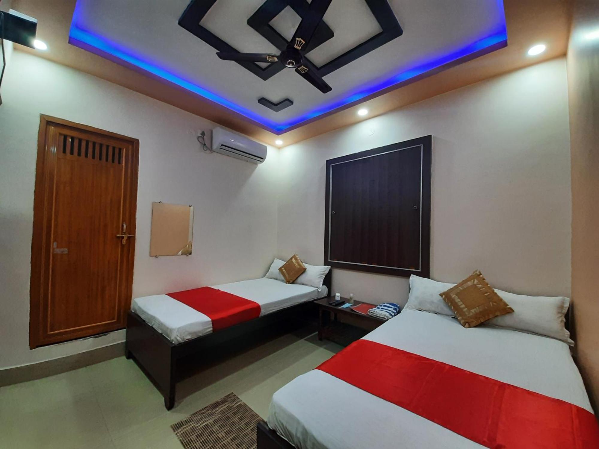 גאיה Hotel Shakuntla Palace - 400 Meters Away From Vishnu Pad Temple 7 Mins Walk מראה חיצוני תמונה