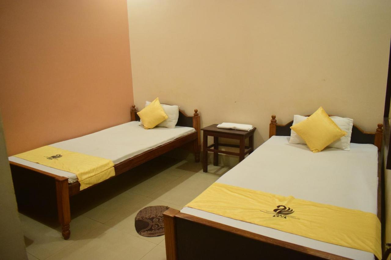 גאיה Hotel Shakuntla Palace - 400 Meters Away From Vishnu Pad Temple 7 Mins Walk מראה חיצוני תמונה